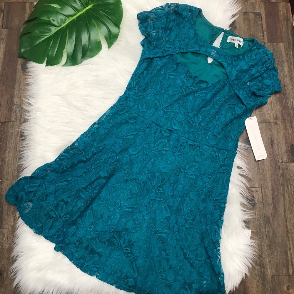 New Almost Famous stretch lace teal dress